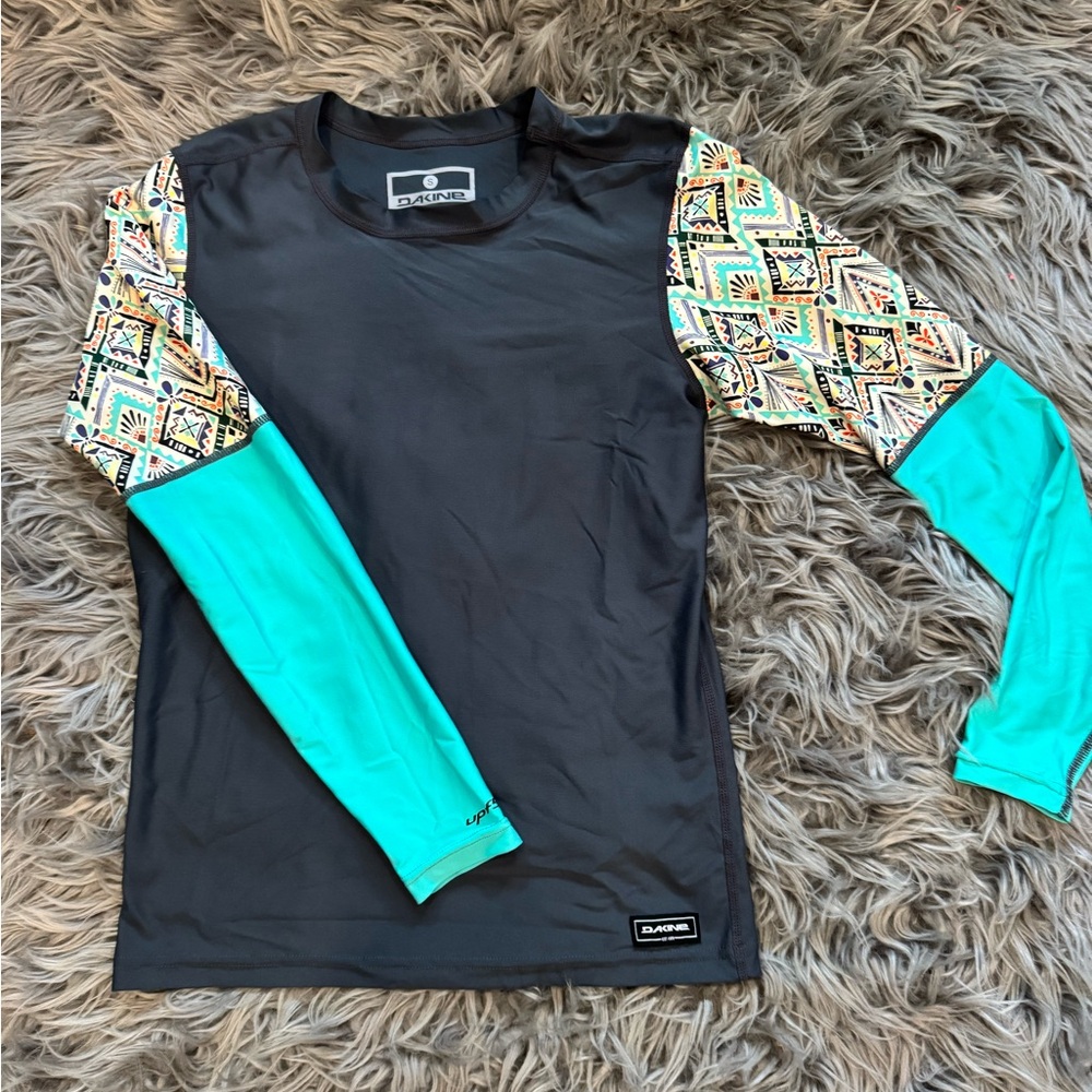 Dakine Grey and Teal Patterned Sleeve Rash Guard
